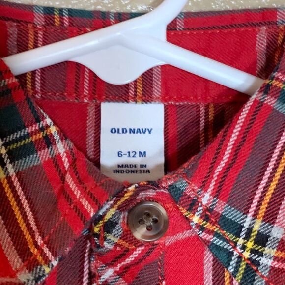 Old Navy baby boy red plaid long sleeve onesie - Picture 4 of 6